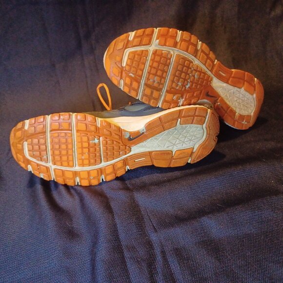 Nike Revolution 2 Gray Orange Silver Running Shoes Size 12 - Picture 6 of 7